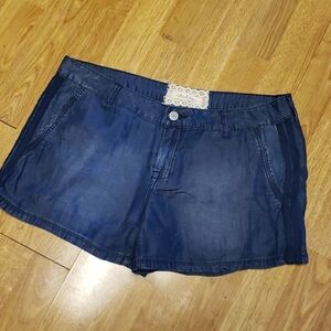Altar'd State dark wash chambray shorts sz 28/7